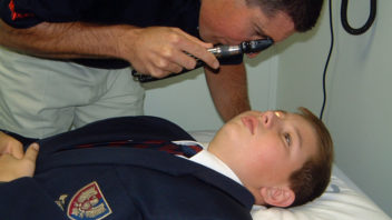 Parents should watch out for concussion after blows to the head, specialists advise